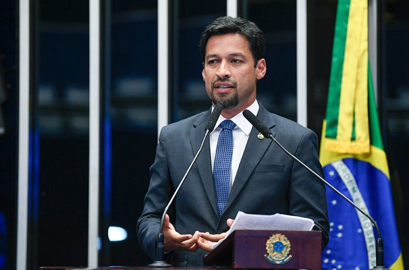 O senador Rodrigo Cunha agradeceu os cerca de 407 mil votos recebidos. - Roque de Sá/Agência Senado