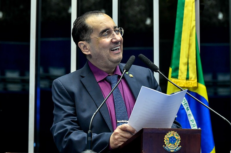 Jorge Kajuru ressaltou que a Constituição Cidadã mudou o patamar civilizatório do Brasil pois ampliou as liberdades civis e as garantias individuais. - Waldemir Barreto/Agência Senado