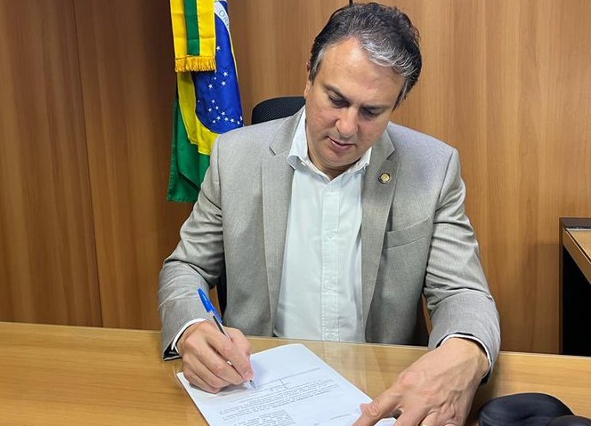 Piso nacional dos professores sobe para R$ 4.420,55