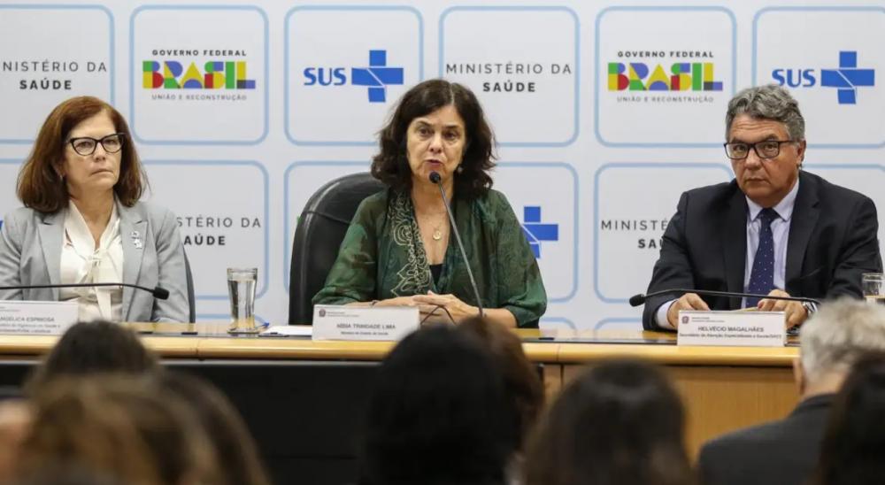 Vacinação contra a dengue começa em fevereiro, em 521 municípios