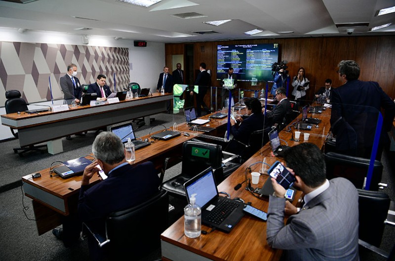 Nomes foram aprovados pela Comissão de Constituição e Justiça em reunião nesta terça - Pedro França/Agência Senado