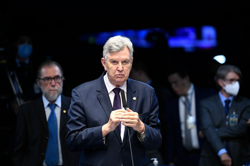 O senador Luiz Carlos Heinze (PP-RS) disse que o Senado precisa se impor diante de mais uma arbitrariedade de Alexandre de Moraes contra o deputado Daniel Silveira - Roque de Sá/Agência Senado