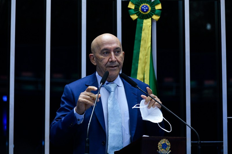 O senador Confúcio Moura (MDB-RO) informou que a Comissão de Educação vai realizar uma audiência pública para discutir a violência nas escolas no pós-pandemia - Geraldo Magela/Agência Senado