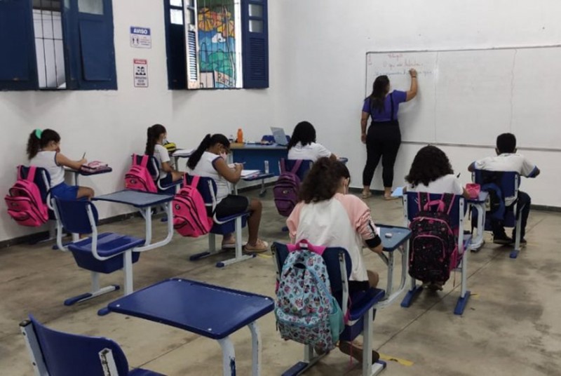 Volta às aulas em escola pública do Espírito Santo - Divulgação/PMCI