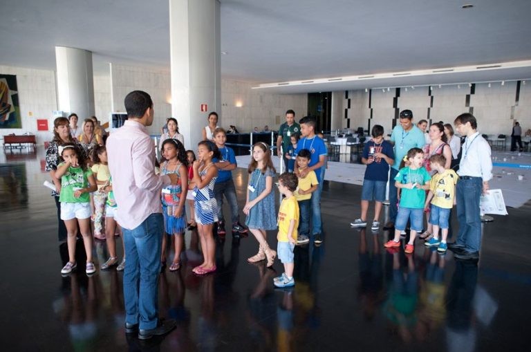 No primeiro momento, turistas poderão visitar apenas alguns espaços da Câmara - (Foto: Pedro França/Agência Senado)