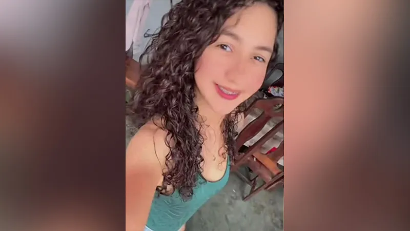 Amanda Lima dos Santos, de 25 anos, morreu em um acidente na noite de segunda-feira/ Imagens: Ronaldo Modesto