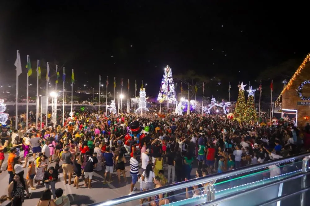 Canaã acende a magia e transforma a cidade no “Natal da Família”
