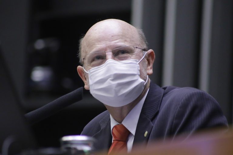 Bonn Gass: “Não há o que comemorar, todos os números do mercado estão ruins - (Foto: Paulo Sérgio/Câmara dos Deputados)