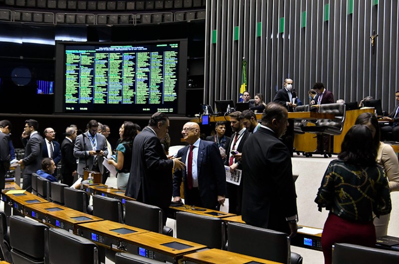 Senadores e deputados em reunião do Congresso, no fim de abril - Waldemir Barreto/Agência Senado