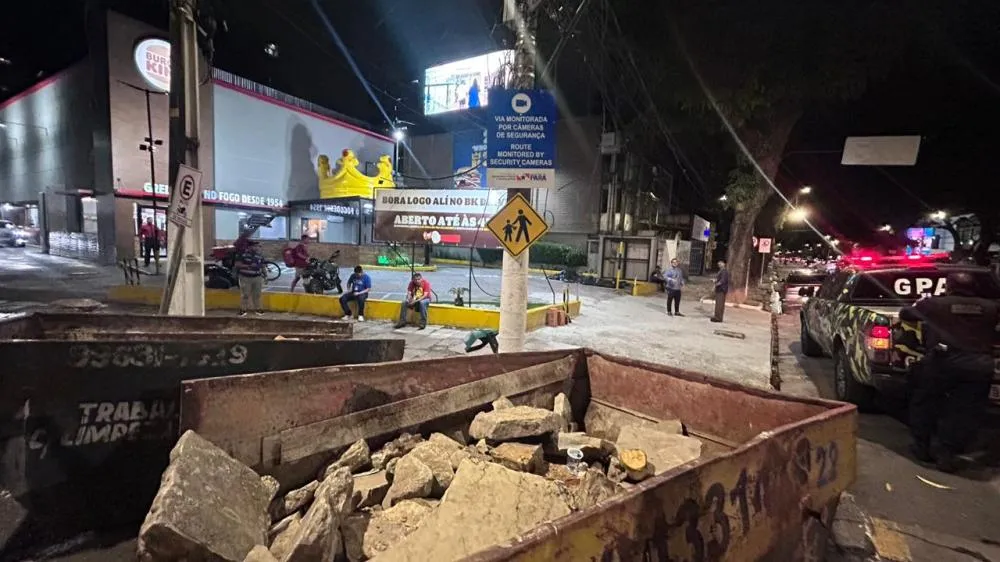 Burger King é multado após destruir calçada histórica em Belém Foto: Pedro Valdez