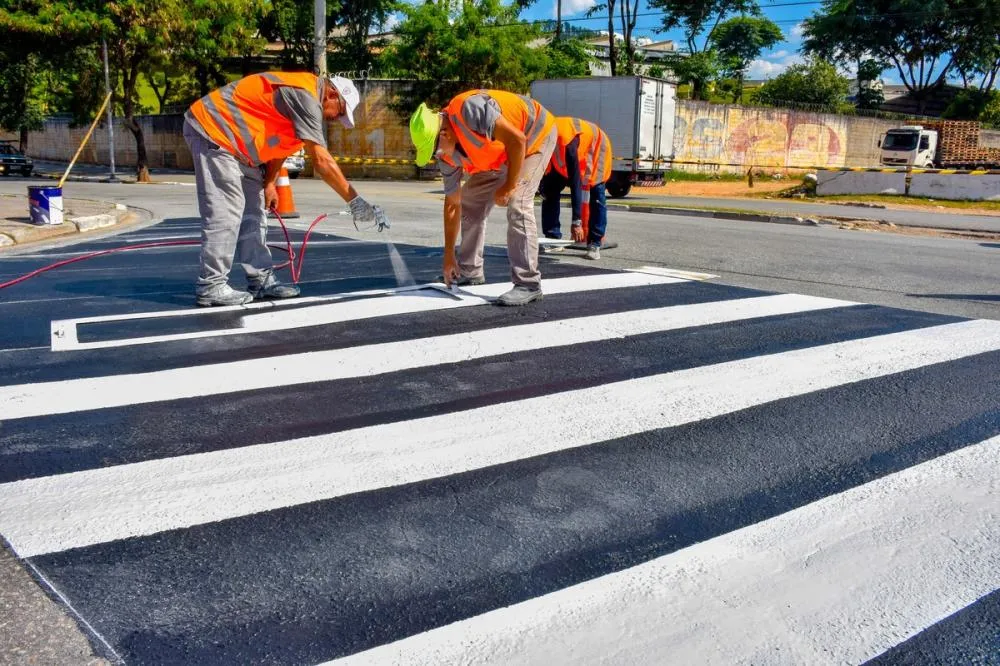 Prefeitura de Parauapebas fecha contrato de R$ 6,1 milhões para sinalização de trânsito por meio de “carona” em ata de 2024