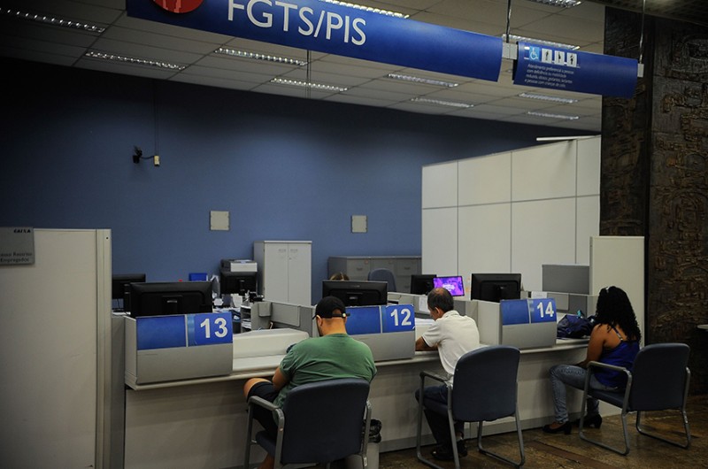 Medida provisória prorrogada permite saque extraordinário do FGTS, até R$ 1 mil - Tomaz Silva/Agência Brasil