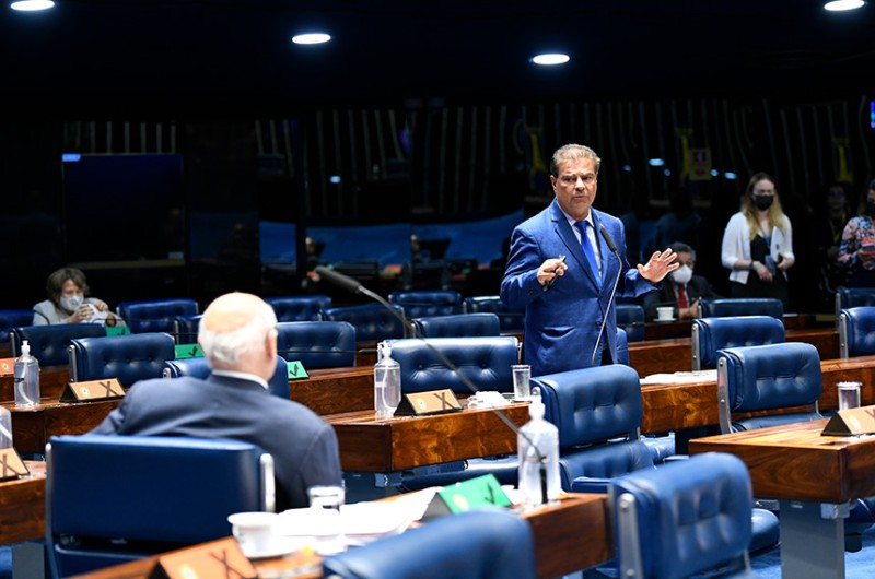 Relatada pelo senador Nelsinho Trad, a medida provisória reduz as alíquotas do IRRF nas remessas feitas ao exterior para pagar prestações do leasing de aeronaves e motores - Roque de Sá/Agência Senado