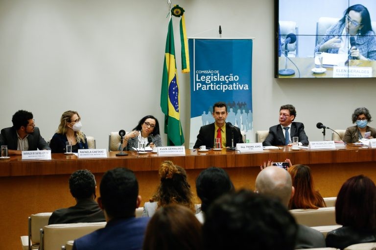 Audiência também debateu a ampliação da Lei de Acesso à Informação - (Foto: Elaine Menke/Câmara dos Deputados)