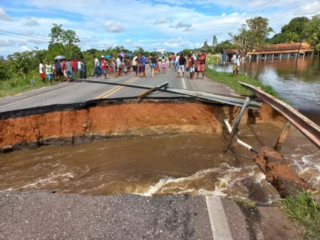 BR-316, no KM 164 está interditada | Reprodução