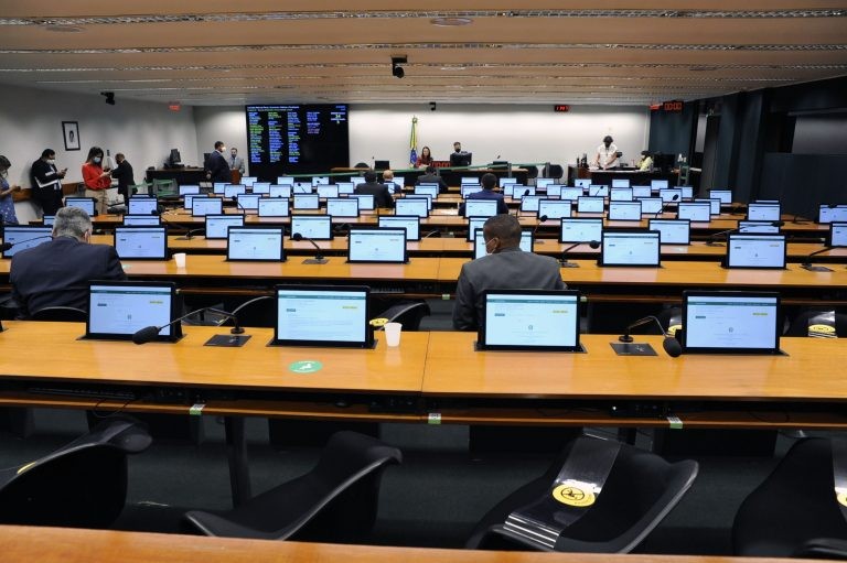 Proposta será analisada pela Comissão Mista de Orçamento e depois pelo Plenário - (Foto: Cleia Viana/Câmara dos Deputados)