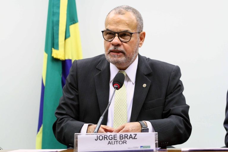 Jorge Braz: consumidor poderá aguardar o início do filme para adentrar à sessão - (Foto: Vinicius Loures/Câmara dos Deputados)