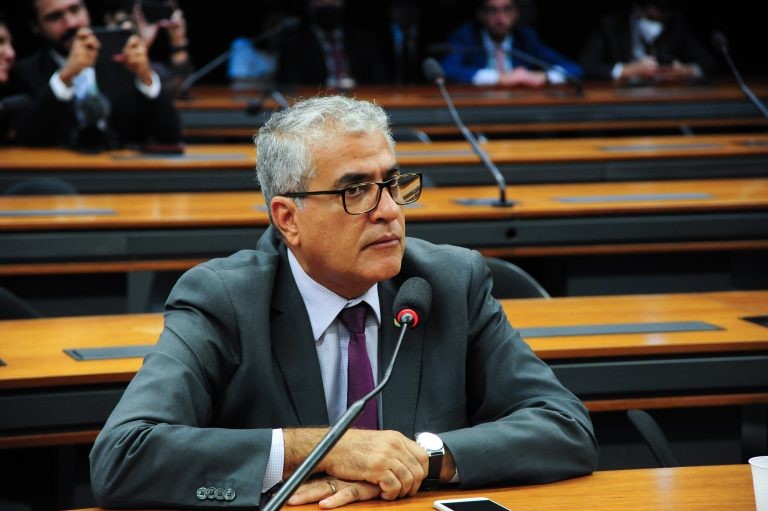 Deputado Christino Aureo, relator do projeto de lei - (Foto: Billy Boss/Câmara dos Deputados)