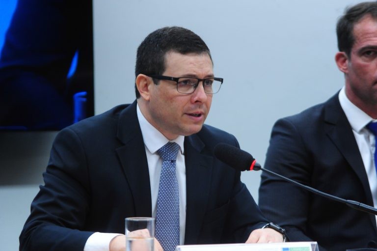 Debatedores apontaram que a escravidão contemporânea tem vários formatos - (Foto: Billy Boss/Câmara dos Deputados)