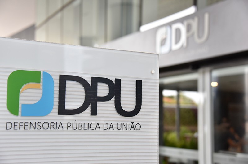 A lei cria 410 cargos de analista da DPU e 401 cargos de técnico - Pillar Pedreira/Agência Senado