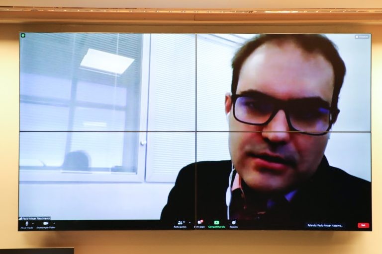 Paulo Nascimento sugeriu um fundo com contribuições de estudantes de alta renda - (Foto: Elaine Menke/Câmara do Deputados)