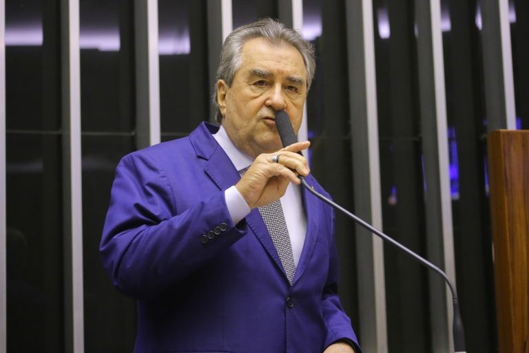 Moura: 'indígena’ é o termo aconselhado para se referir aos povos originários - (Foto: Paulo Sérgio/Câmara dos Deputados)