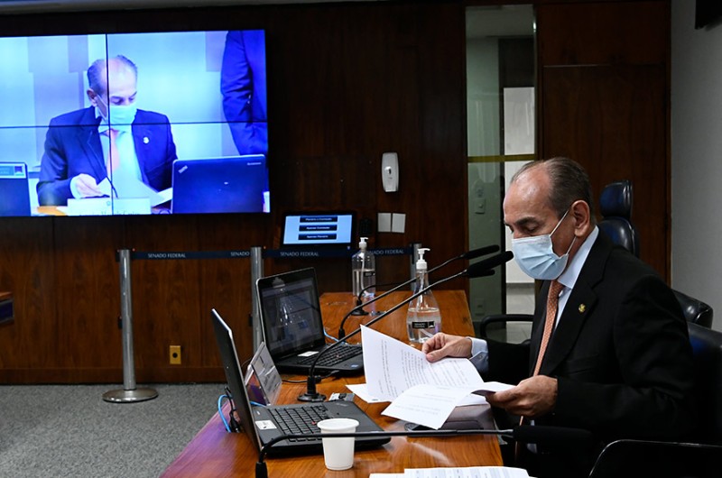 O presidente da Comissão de Educação, Marcelo Castro, em reunião do colegiado neste mês - Geraldo Magela/Agência Senado