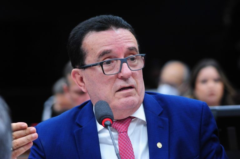 Hélio Costa foi designado relator substituto da matéria - (Foto: Billy Boss/Câmara dos Deputados)