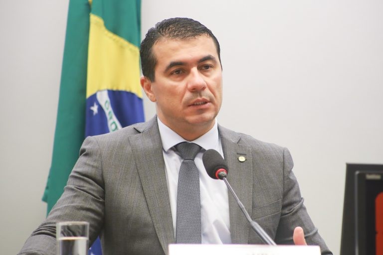 Deputado Luis Miranda recomendou a aprovação da proposta - (Foto: Paulo Sergio/Câmara dos Deputados)