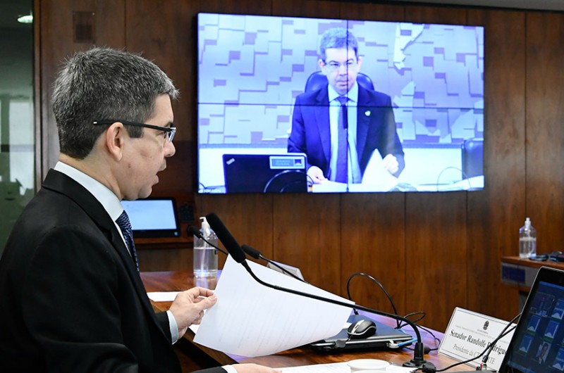 Randolfe é presidente da comissão - Geraldo Magela/Agência Senado