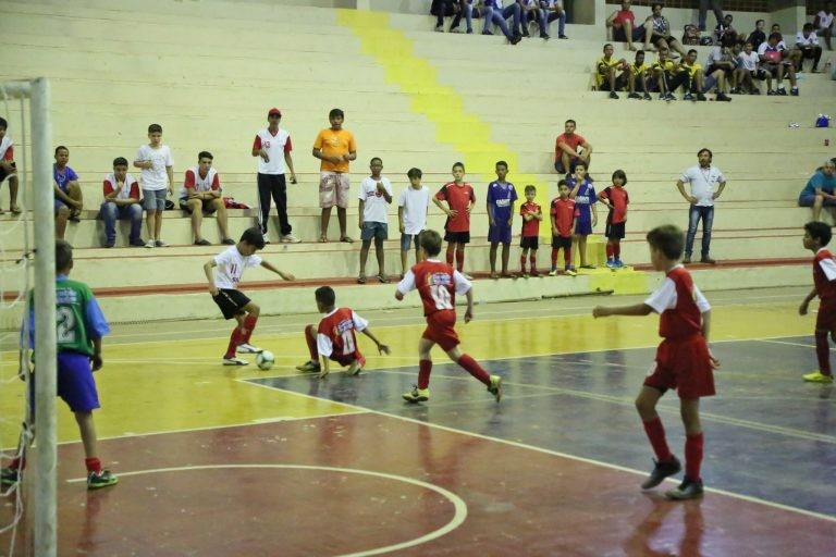 Olheiros podem passar por credenciamento junto às confederações esportivas - (Foto: Neto Talmeli/Prefeitura de Uberaba-MG)