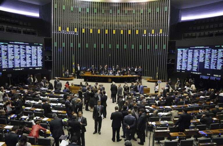 Deputados e senadores votam vetos no Plenário da Câmara - (Foto: Luis Macedo / Câmara dos Deputados)