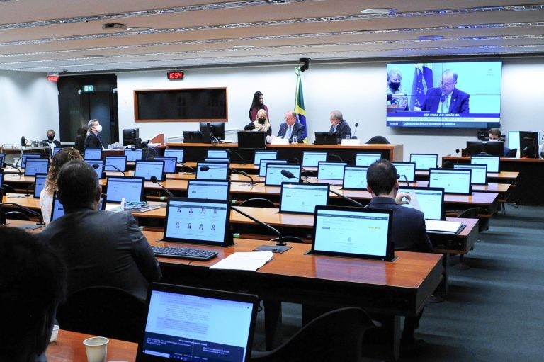 Deputados reunidos no Conselho de Ética - (Foto: Billy Boss/Câmara dos Deputados)