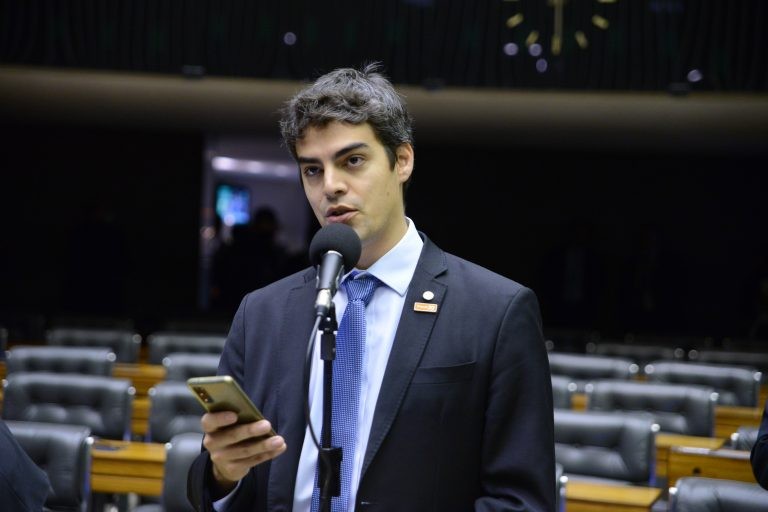 Tiago Mitraud recomendou a aprovação do texto com alterações - (Foto: Wesley Amaral/Câmara dos Deputados)