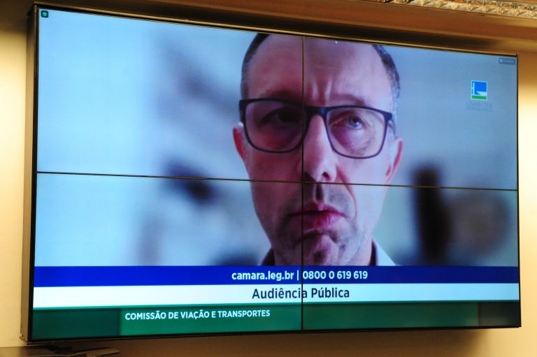 Stephane Quebaud: descontos progressivos para pedágios localizados dentro das cidades - (Foto: Billy Boss/Câmara dos Deputados)