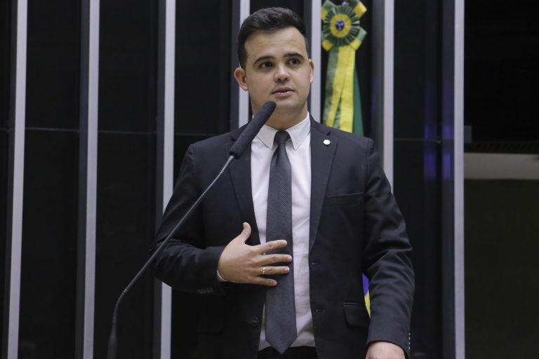 O autor da proposta, deputado Junio Amaral - (Foto: Paulo Sérgio/Câmara dos Deputados)
