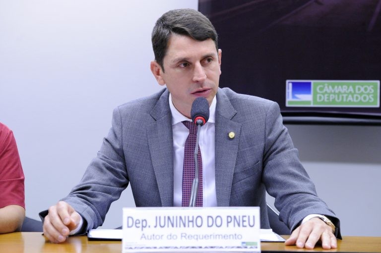 Juninho do Pneu: 