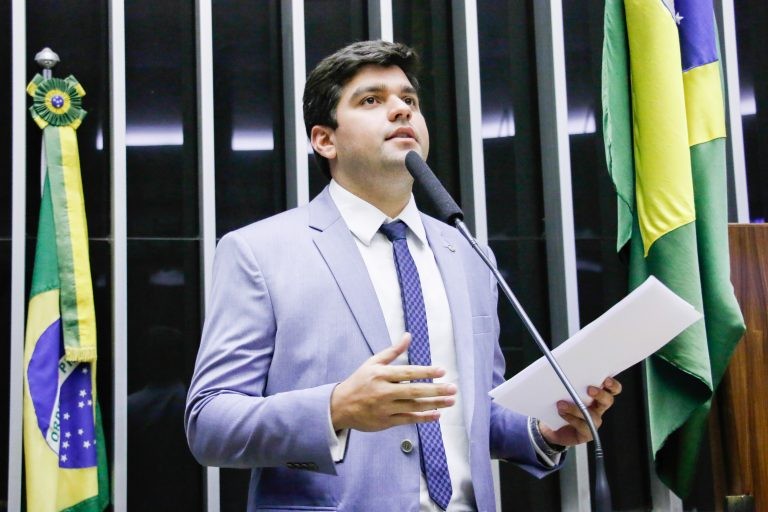 Projeto estabelece punição para quem não denuncia violência contra pessoa com deficiência