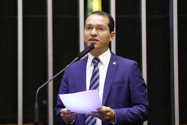 O autor da proposta, deputado Tito - (Foto: Michel Jesus/ Câmara dos Deputados)