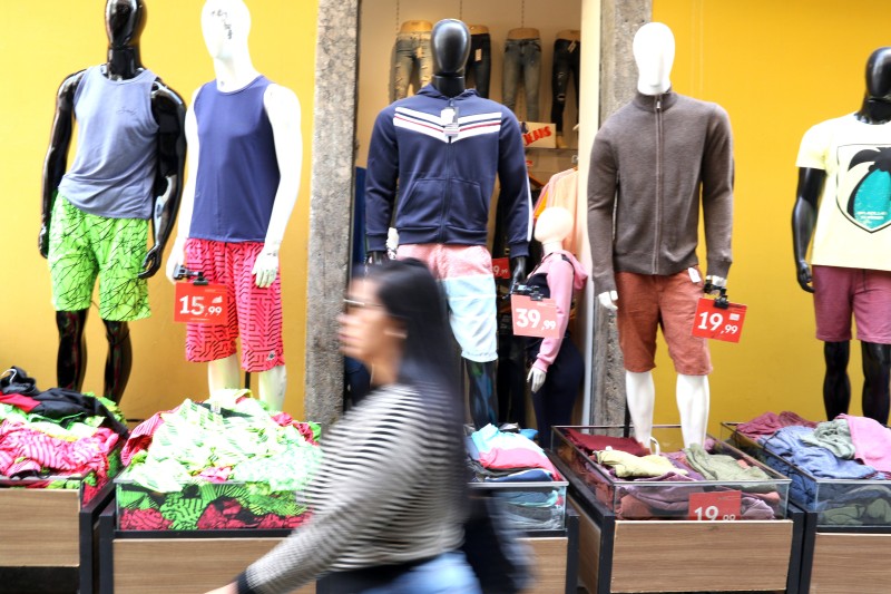 FGV: confiança do setor de serviços cai 0,2 ponto em agosto