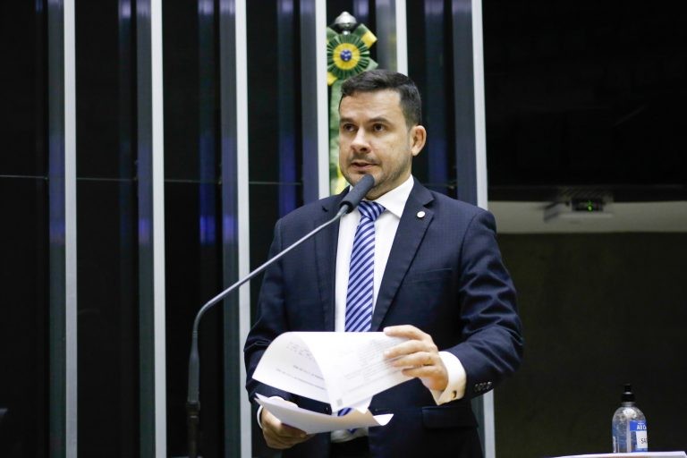 Capitão Alberto Neto, relator da medida provisória - (Foto: Elaine Menke/Câmara do Deputados)