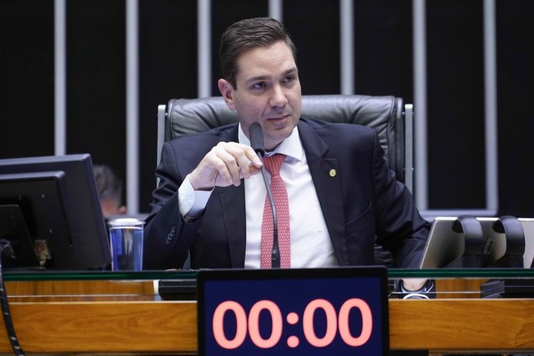 O autor da proposta, deputado Eduardo Bismarck - (Foto: Pablo Valadares/Câmara dos Deputados)