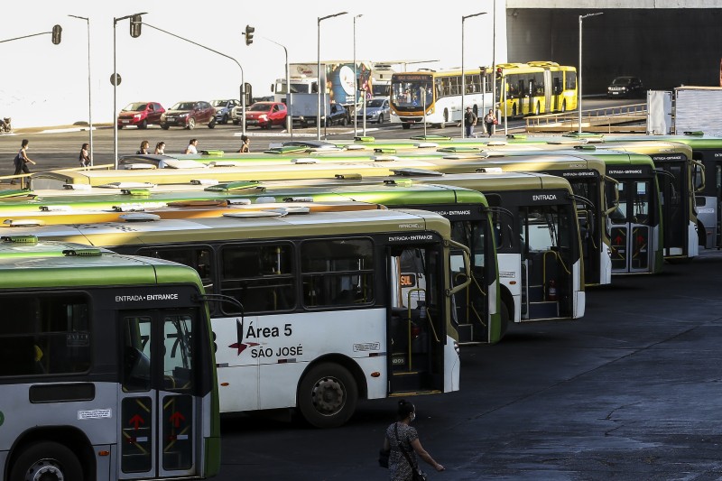 Ministro do STF determina transporte público em nível normal no dia 2
