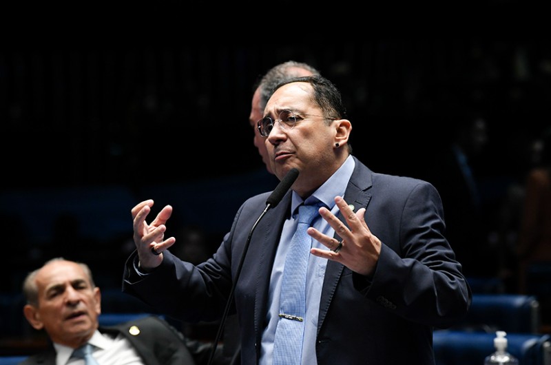 Jorge Kajuru pediu que os dois candidatos deixem de lado os ataques pessoais e debatam assuntos que interessam à população brasileira. - Roque de Sá/Agência Senado